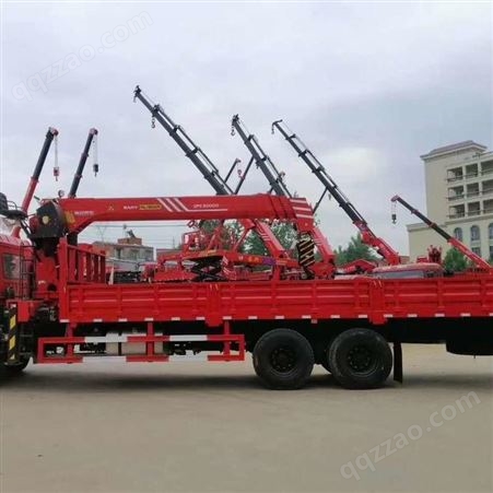 山东济宁鑫卓重工厂家生产直销重汽8吨小型随车吊