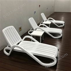 三亚水上乐园户外沙滩椅 塑料躺椅 泳池躺椅 白色塑料沙滩椅 游泳馆躺椅 承重150KG