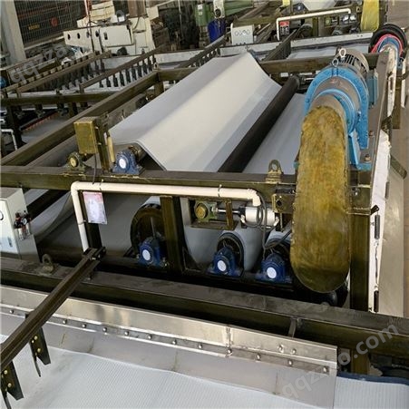 鑫博威机械主营环保带式压滤机 污泥处理设备 性能稳定可靠
