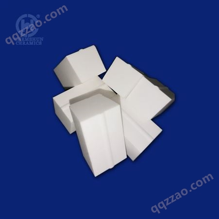 氧化铝陶瓷板 氧化铝陶瓷耐磨板报价 按单生产