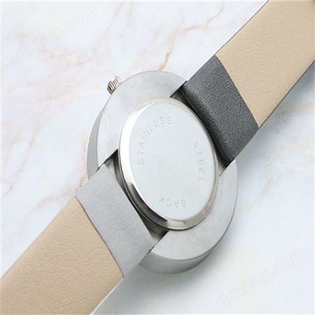 40mm圆形手表 时尚潮流撞色皮表带手表 锌合金手表 休闲简约石英机芯腕表 国美时